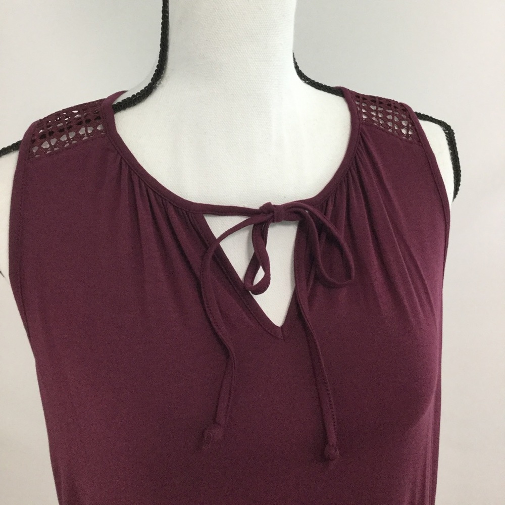 Banana Republic Size Small Lace Back Purple